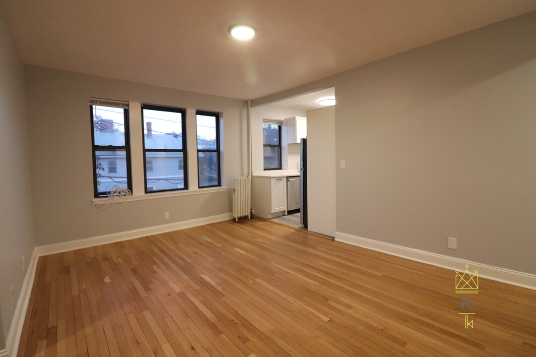 313 Summit Ave, Unit #7 in Boston, MA - Building Photo