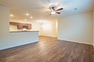 645 Blackland dr in Venus, TX - Building Photo - Building Photo