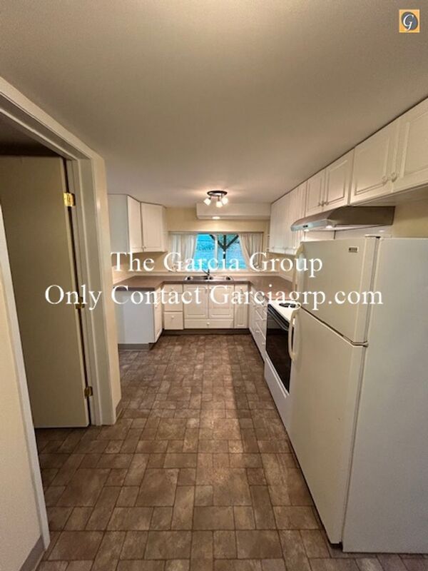 5804 SE Kellogg Creek Dr in Milwaukie, OR - Foto de edificio - Building Photo