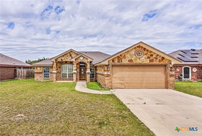 property at 3711 Dewitt County Ct