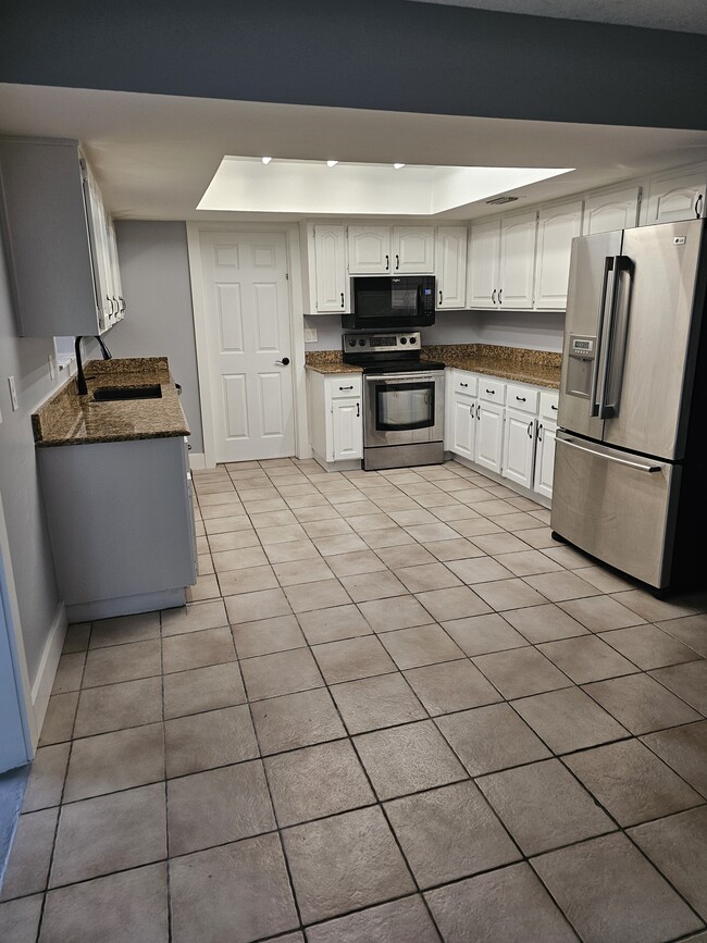 property at 6107 Hickory Dr