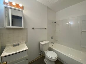 847-849 E Northern Ave in Springfield, OH - Building Photo - Building Photo