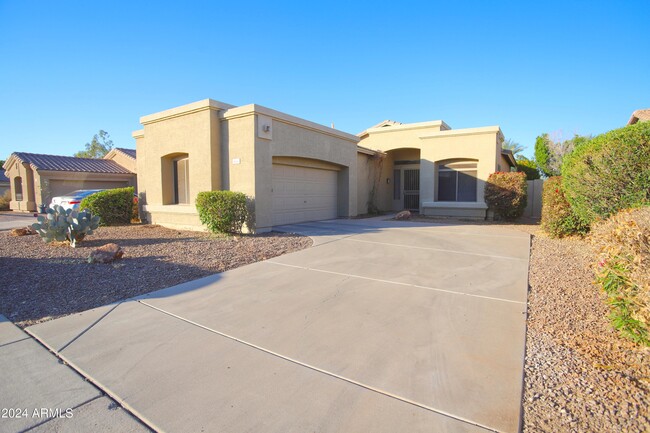 806 S Villas Ln in Chandler, AZ - Building Photo - Building Photo