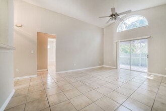 4111 Quail Briar Dr in Valrico, FL - Building Photo - Building Photo