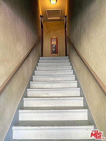 600 E Chevy Chase Dr-Unit -E in Glendale, CA - Building Photo - Building Photo