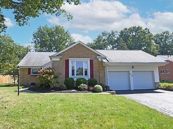 939 Springbrook Dr in Cincinnati, OH - Building Photo