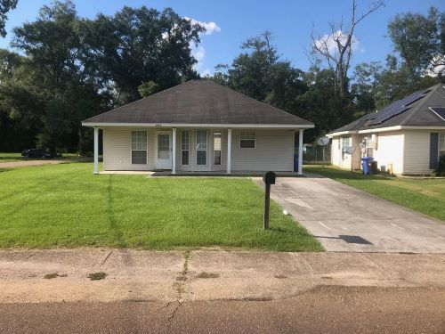 property at 401 E Colorado St