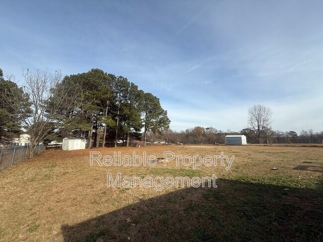 6602 NC-210 in Smithfield, NC - Building Photo - Building Photo