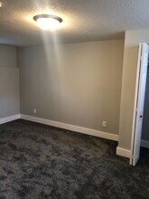 11020 W River Rd in Champlin, MN - Building Photo - Building Photo