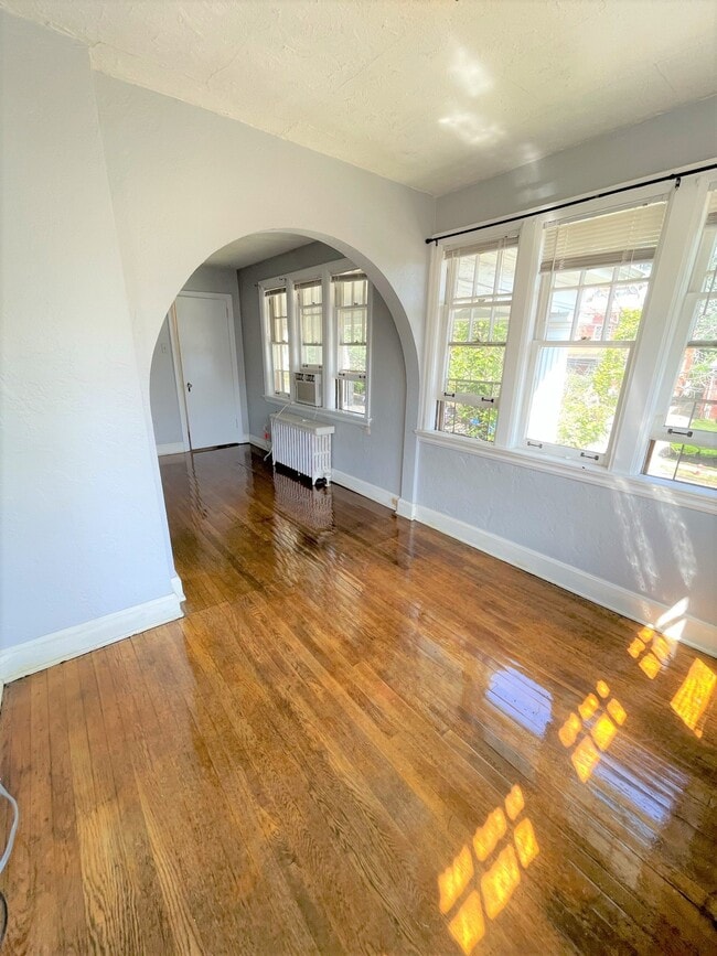 6532 Wilkins Ave, Unit A3 in Pittsburgh, PA - Foto de edificio - Building Photo