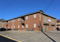 Oak Manor in Auburn, AL - Foto de edificio - Building Photo