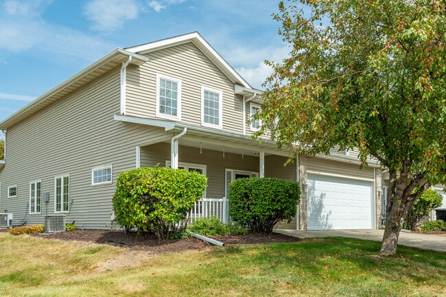 1172 S 52nd St, Unit 1172 #308 in West Des Moines, IA - Building Photo - Building Photo