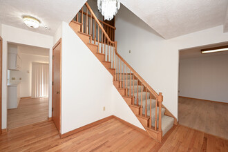 4367 Bunker Ln in Stow, OH - Building Photo - Building Photo