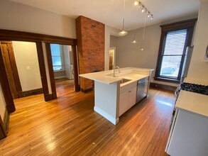 260 King Ave in Columbus, OH - Building Photo - Building Photo