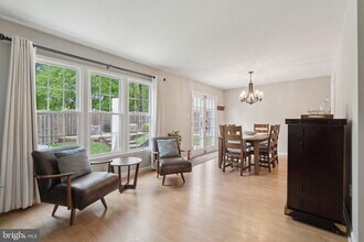 10901 Spurlock Ct in Fairfax, VA - Building Photo - Building Photo