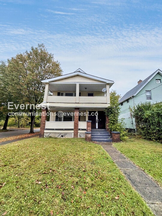 12701 Benham Ave in Cleveland, OH - Building Photo