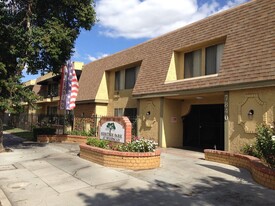 Heritage Park at Woodman (Senior 55+) in Panorama City, CA - Building Photo