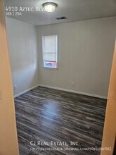 4910 Aztec Blvd in Columbia, MO - Building Photo - Building Photo