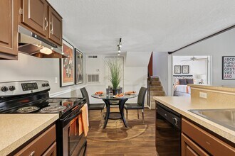 Whisper Lake Apartments in Winter Park, FL - Building Photo - Building Photo