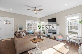 4 Lola Lilly Pl in Asheville, NC - Building Photo - Building Photo