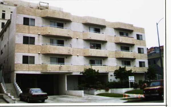 Garden Irolo Apartments in Los Angeles, CA - Building Photo - Building Photo