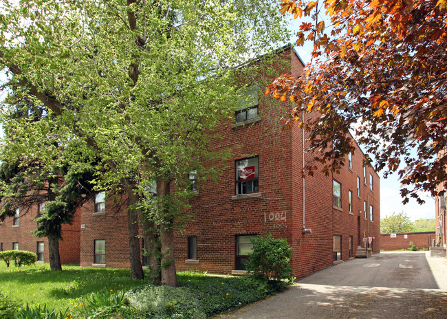 1004 O'connor Dr in Toronto, ON - Building Photo - Building Photo