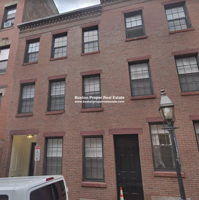 61 Joy St, Unit 3