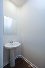 12833 Canton Side Ave in Charlotte, NC - Foto de edificio - Building Photo