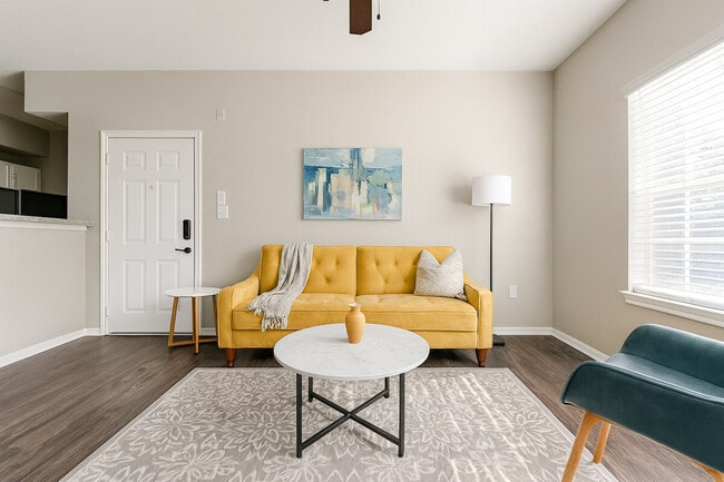 property at 6225 Saratoga Blvd