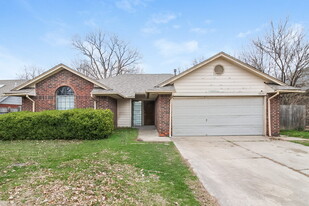 1601 Peach Tree Ln in Norman, OK - Building Photo