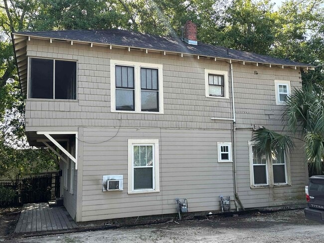 property at 1239 N Adams St