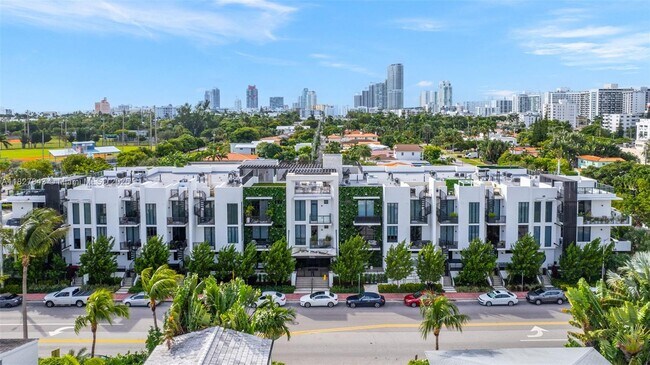 property at 1030 15th St