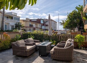 63 9th Ct in Hermosa Beach, CA - Building Photo - Building Photo