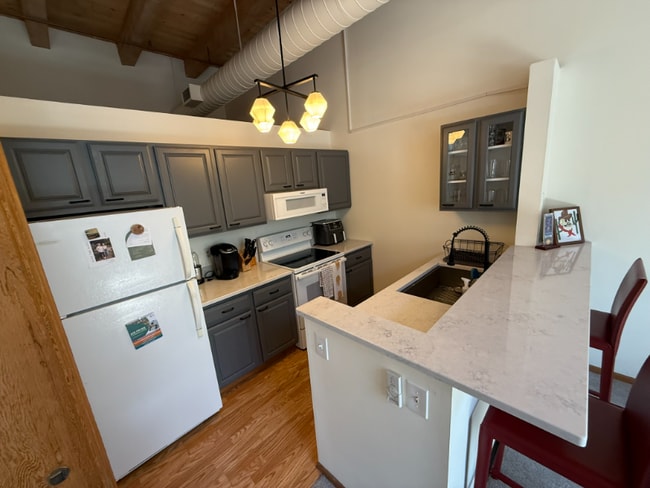 400 N 1st St in Minneapolis, MN - Building Photo - Building Photo