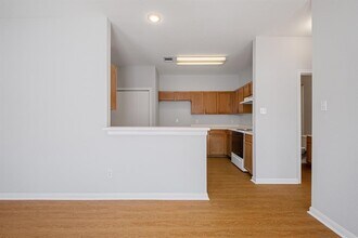 2300 S Bagdad Rd in Leander, TX - Building Photo - Building Photo