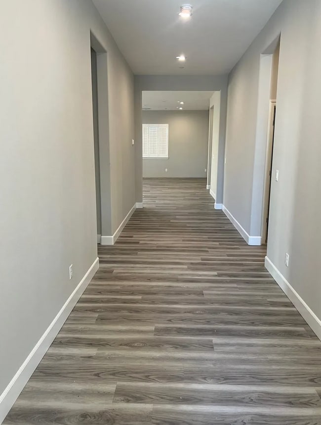 2037 Fowler Wy in Woodland, CA - Building Photo - Building Photo