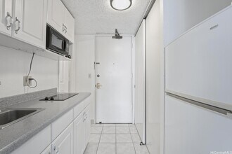 445 Seaside Ave, Unit 6 in Honolulu, HI - Building Photo - Building Photo