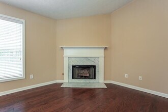 75 Bellaire Ln in Newnan, GA - Building Photo - Building Photo