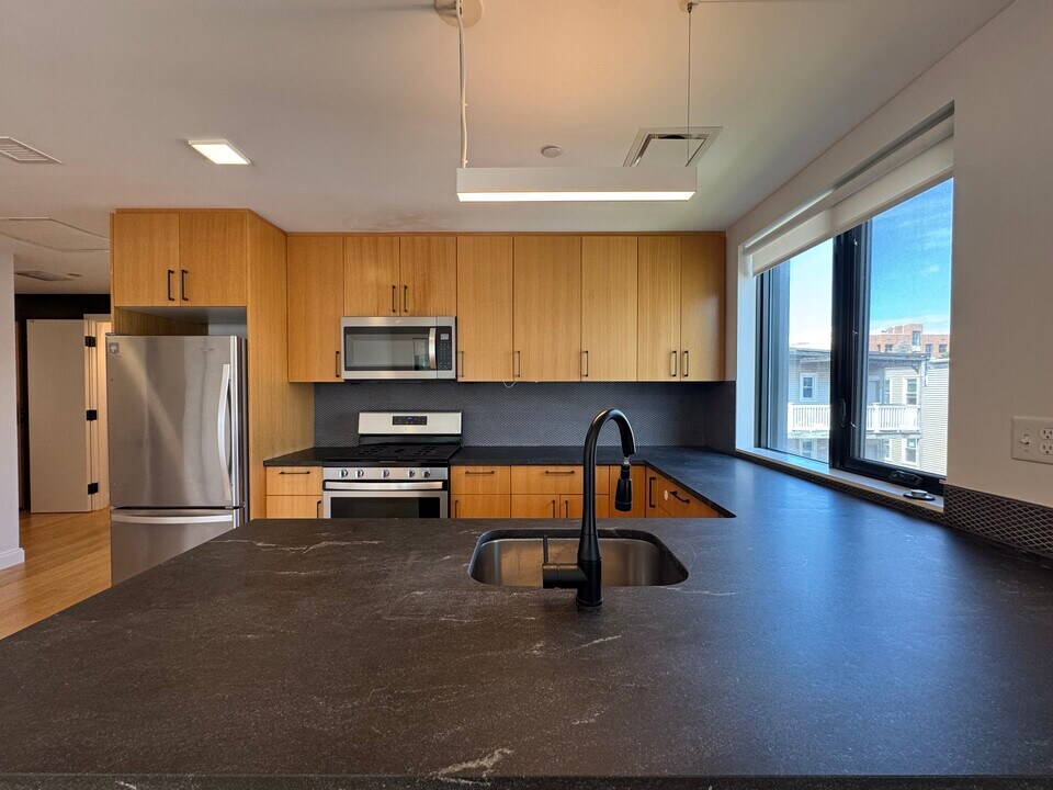53 Gardner St, Unit 107 in Boston, MA - Building Photo