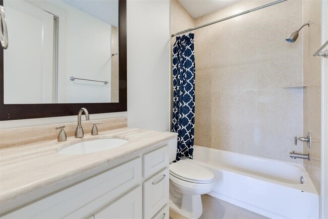 property at 2002 Blodgett St