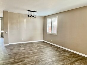 7050 Larkspur Ave in Corona, CA - Building Photo - Building Photo