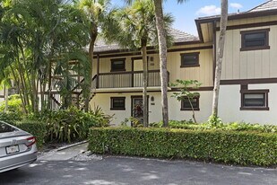 13334 Polo Club Rd in Wellington, FL - Building Photo