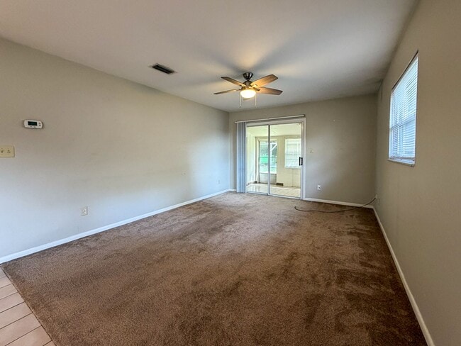 3721 SW 17th Pl in Gainesville, FL - Building Photo - Building Photo