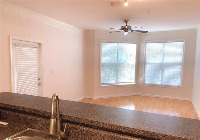5201 Westchester Ridge NE in Atlanta, GA - Foto de edificio - Building Photo