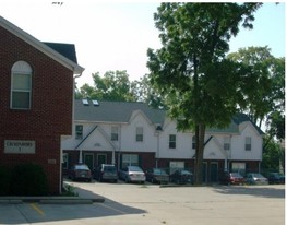 Chaunbury I Apartments