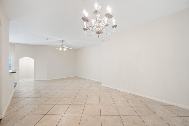 8027 Daylilly Creek Dr in Houston, TX - Building Photo - Building Photo