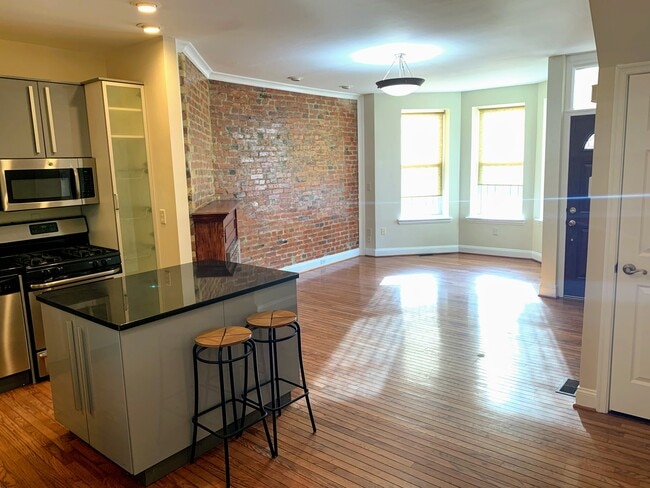 1711 4th St NW in Washington, DC - Building Photo - Building Photo