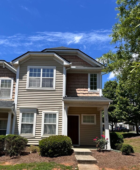 260 Hancock Union Ln in Rock Hill, SC - Building Photo