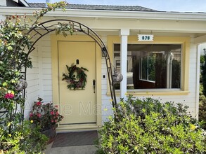 676 Spruce Ave in South San Francisco, CA - Building Photo - Building Photo