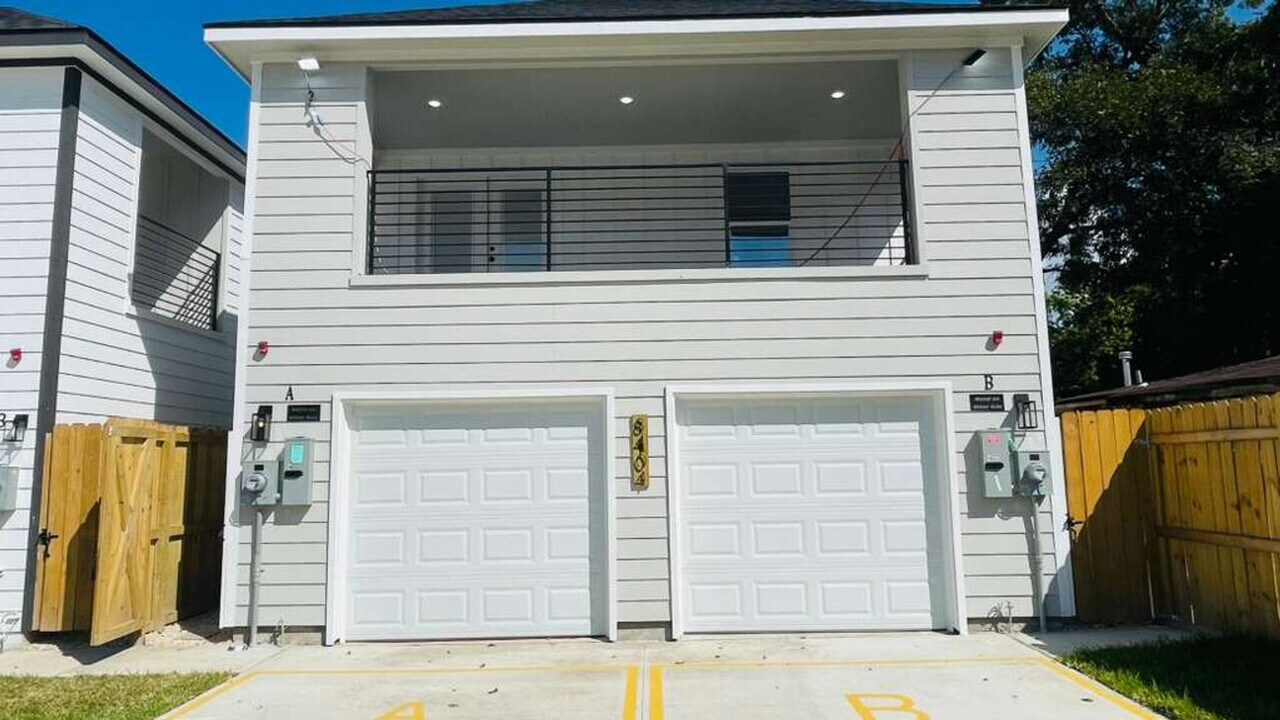 8412 De Priest St in Houston, TX - Building Photo